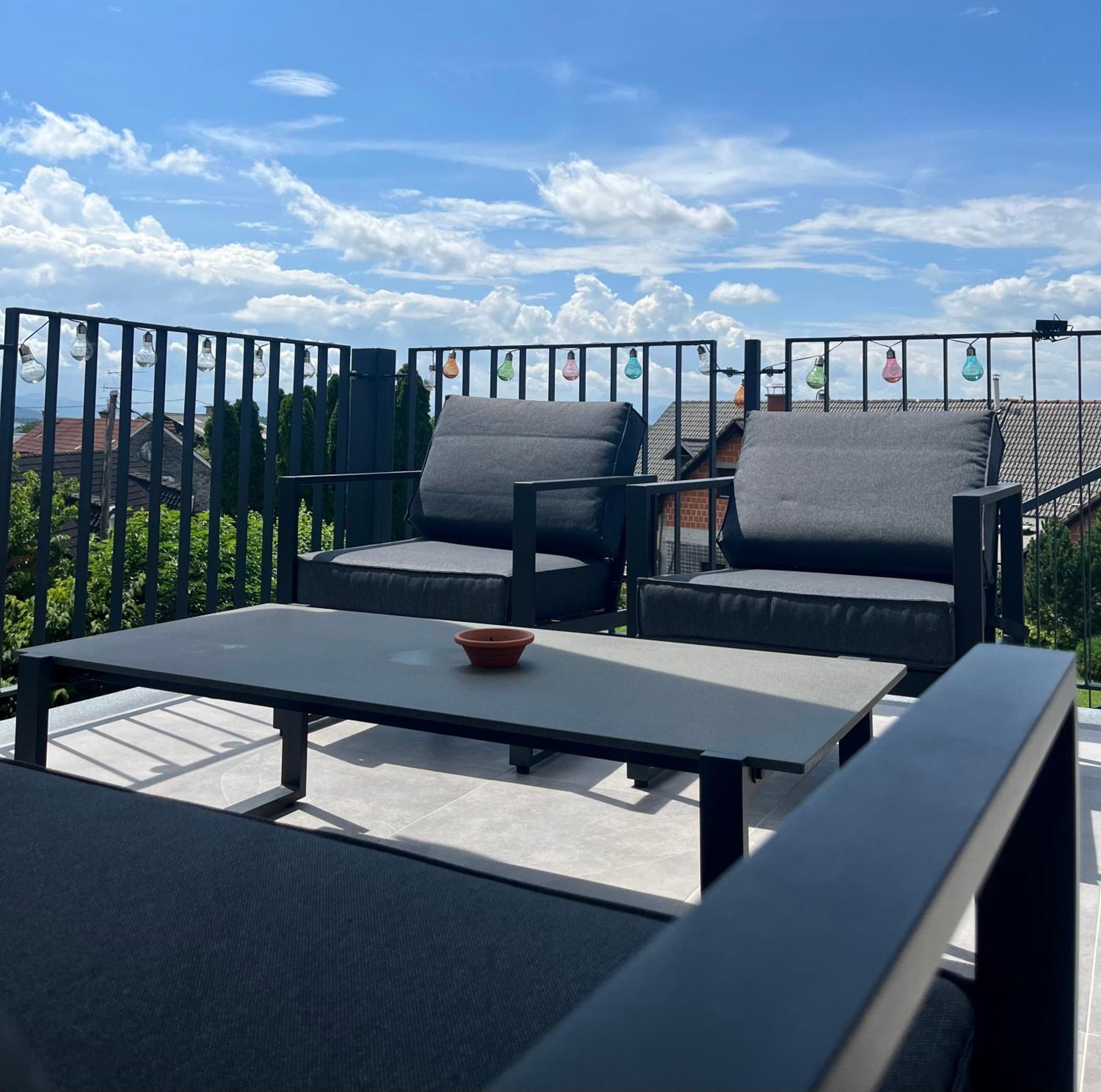 Hisa Trelc- Sobe Otel Komenda Dış mekan fotoğraf